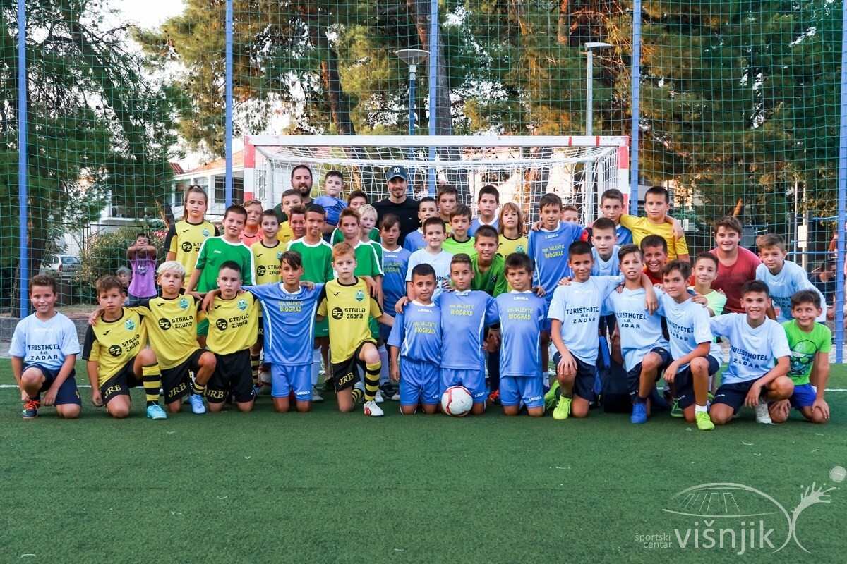 visnjik-sc-visnjik-šc-višnjik-sportski-centar-zadar-dvorana-krešimir-ćosić-kompleks-vanjskih-terena-nogometni-tereni-umjetna-trava-nogomet-šime-vrsaljko-reprezentacija-hrvatska