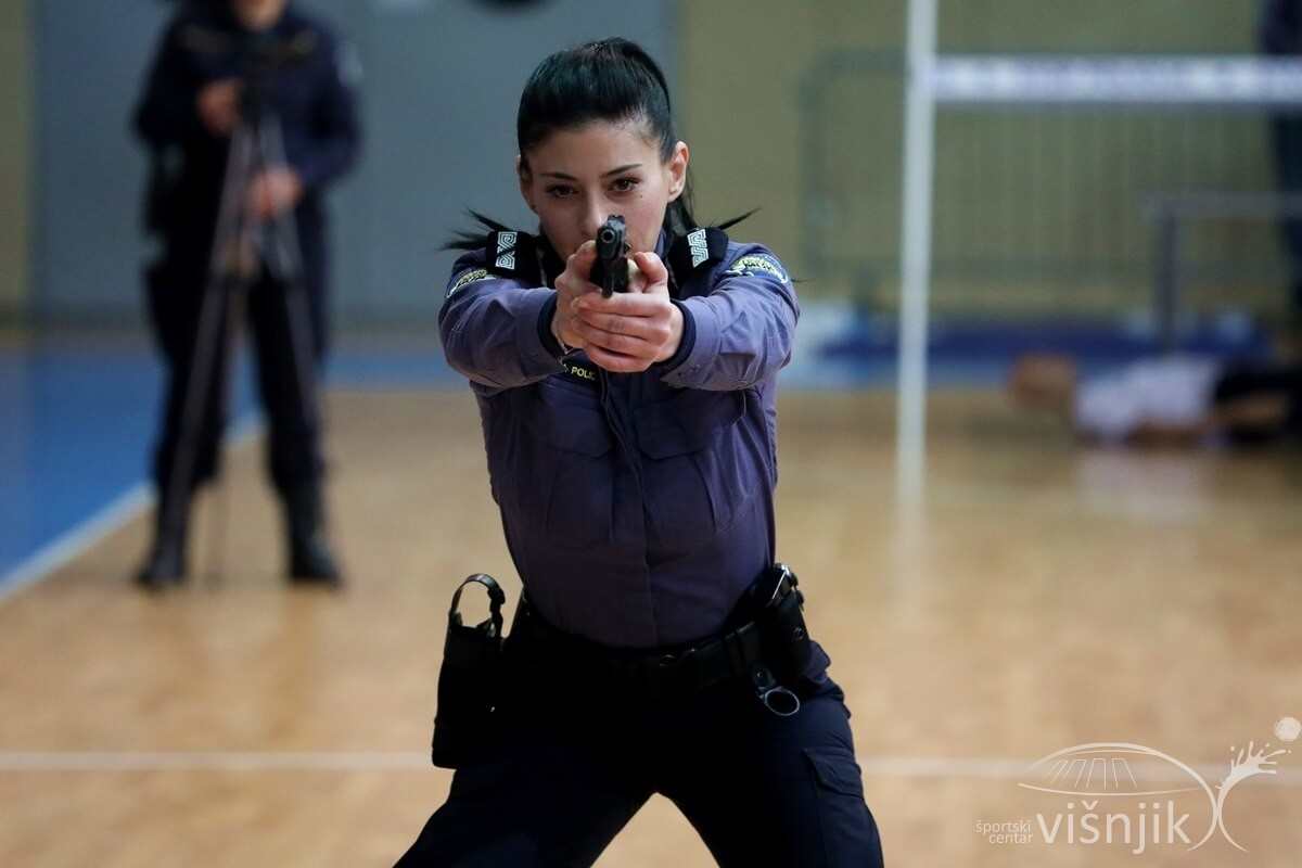 visnjik-sc-visnjik-šc-višnjik-sportski-centar-zadar-dvorana-krešimir-ćosić-mup-policija-hrvatska-dan-otovrenih-vrata-pu-zadarske-policijska-akademija-demo-interventna-policija-k9