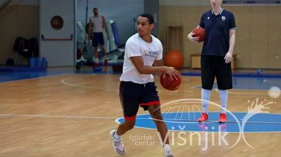 visnjik-sc-visnjik-šc-višnjik-sportski-centar-zadar-dvorana-krešimir-ćosić-košarka-sport-kk-zadar-trening-pripreme-veljko-mršić