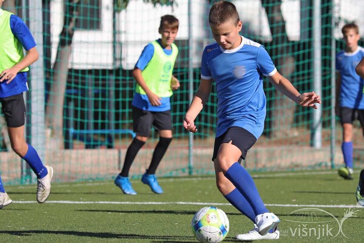 visnjik-sc-visnjik-šc-višnjik-sportski-centar-zadar-sport-sportphotography-canon-nogomet-football-atletika-plivanje-tenis-đir-po-višnjiku