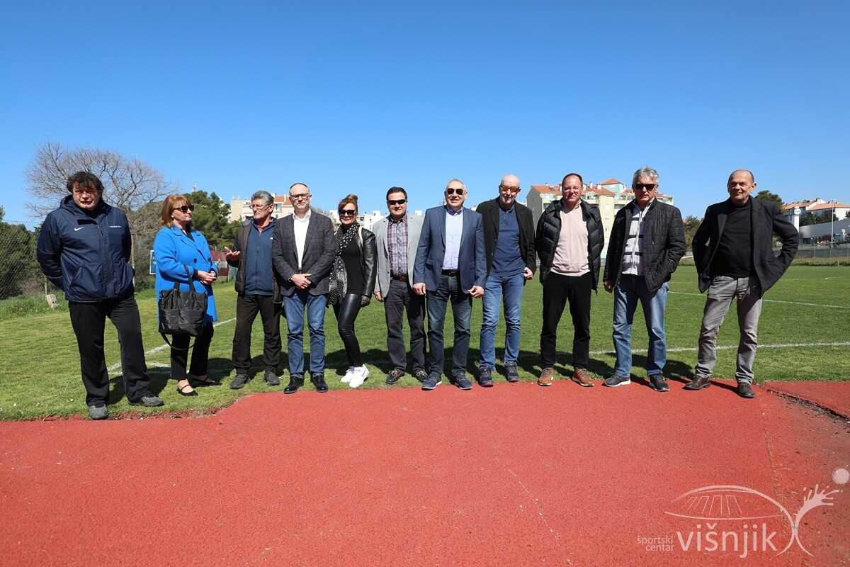 visnjik-sc-visnjik-šc-višnjik-zadar-sportski-centar-posjet-predsjednika-svjetskie-i-europske-federacije-plivačkih-sportova-husain-al-musalam-antonio-jose-silva