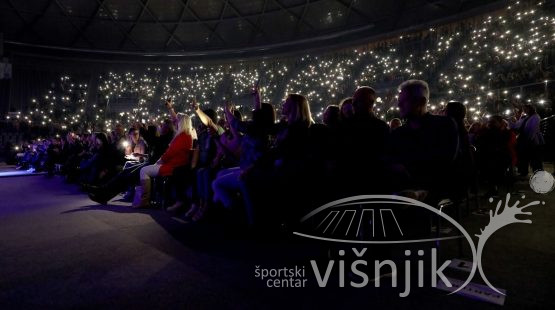 zadar-šc-višnjik-koncert-abba-symphonic-real-tribute-show-foto-nenad-opačić