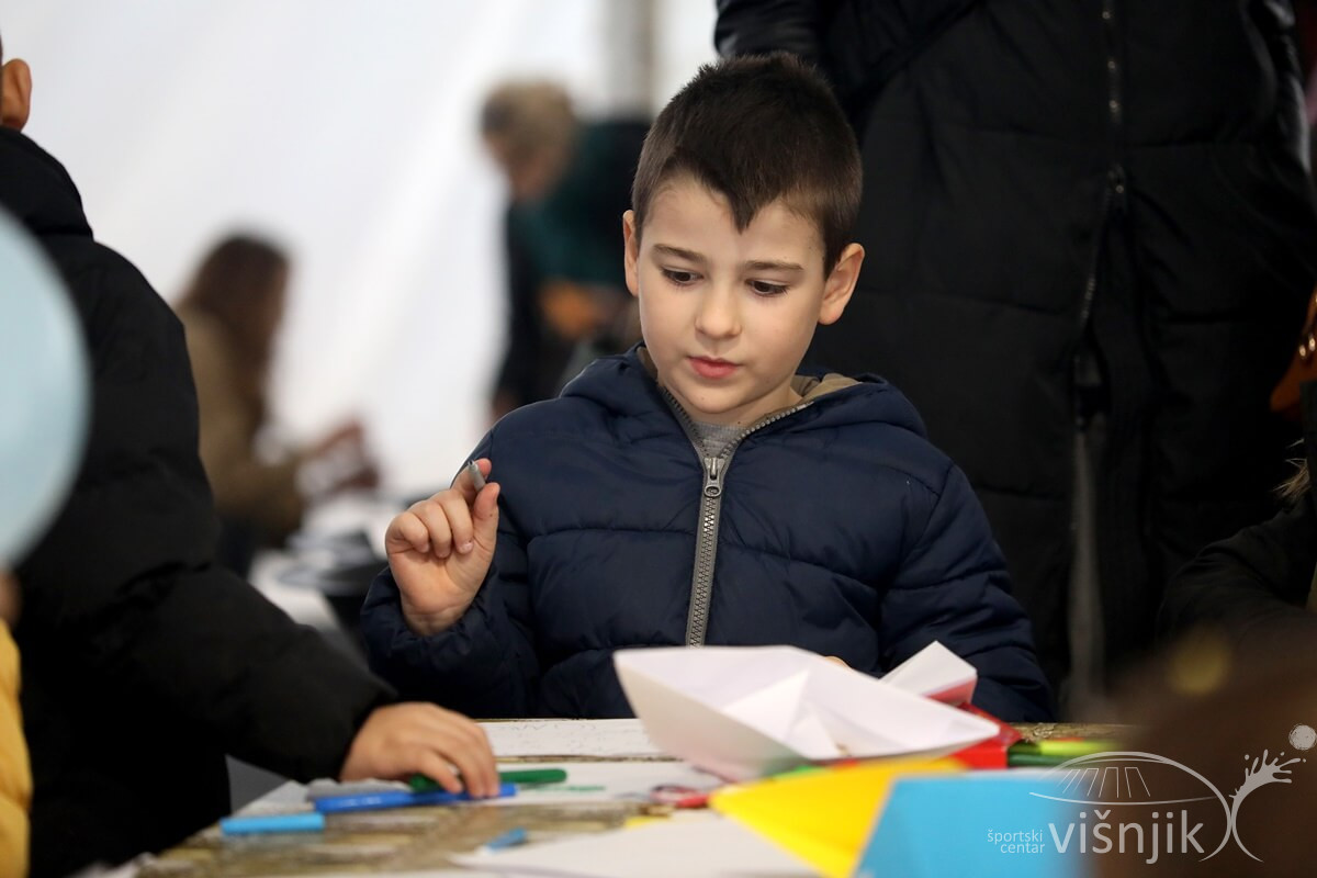 zimski-park-veseli-sator-slikovnica-kako-su-slova-stvorila-rijeci